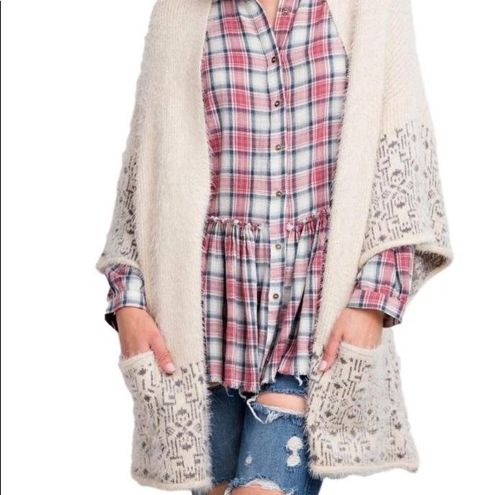EASEL sweater